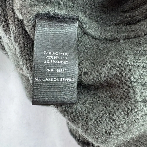 Torrid Women’s Plus Size 3 (22/24) Grey Stars Crewneck Sweater Comfy Casual - Picture 7 of 7